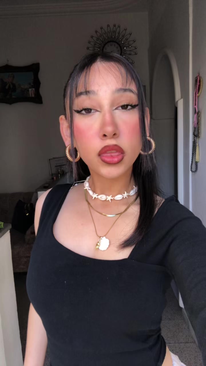 @M.