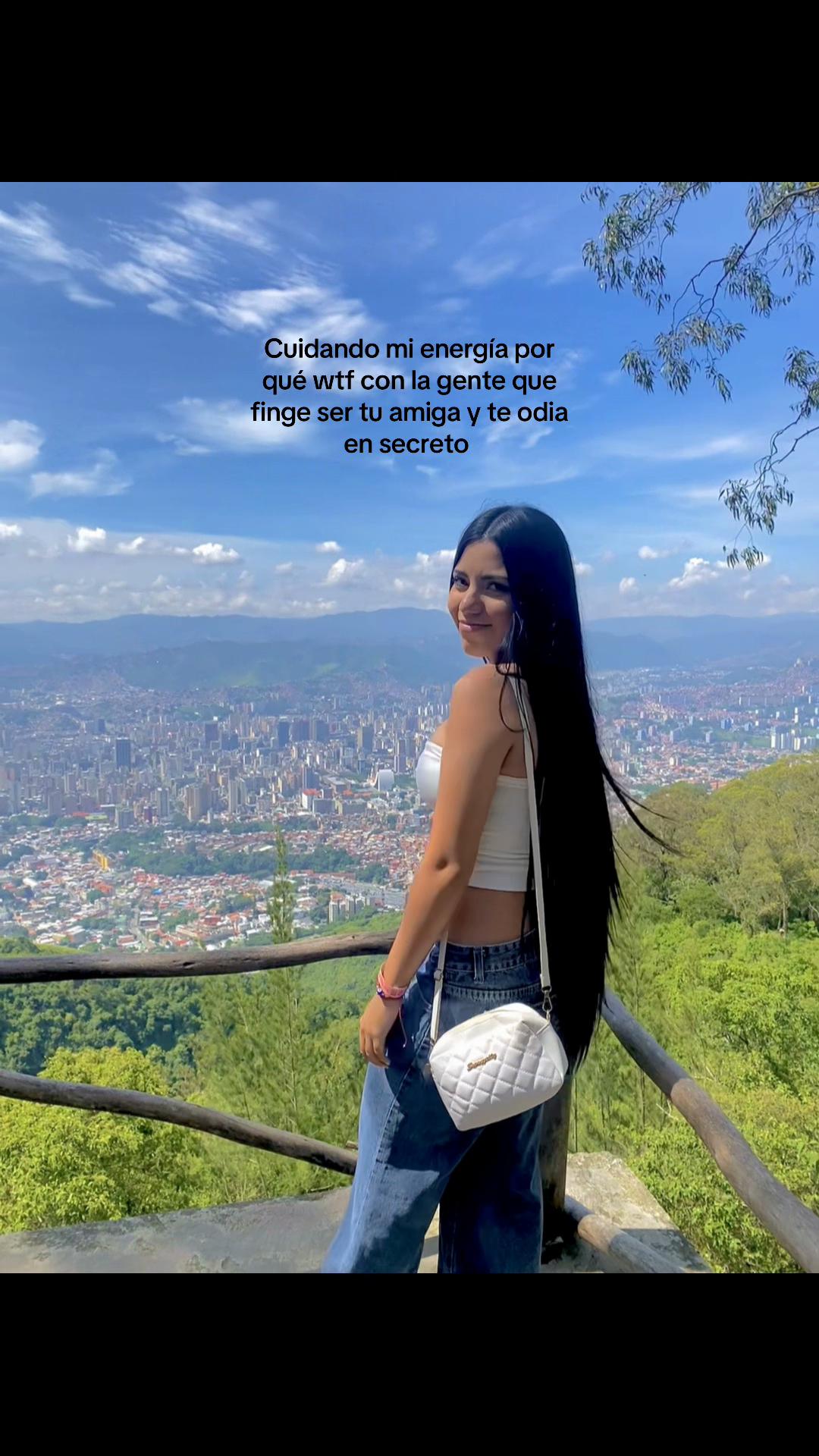 @Daniela Cabrera