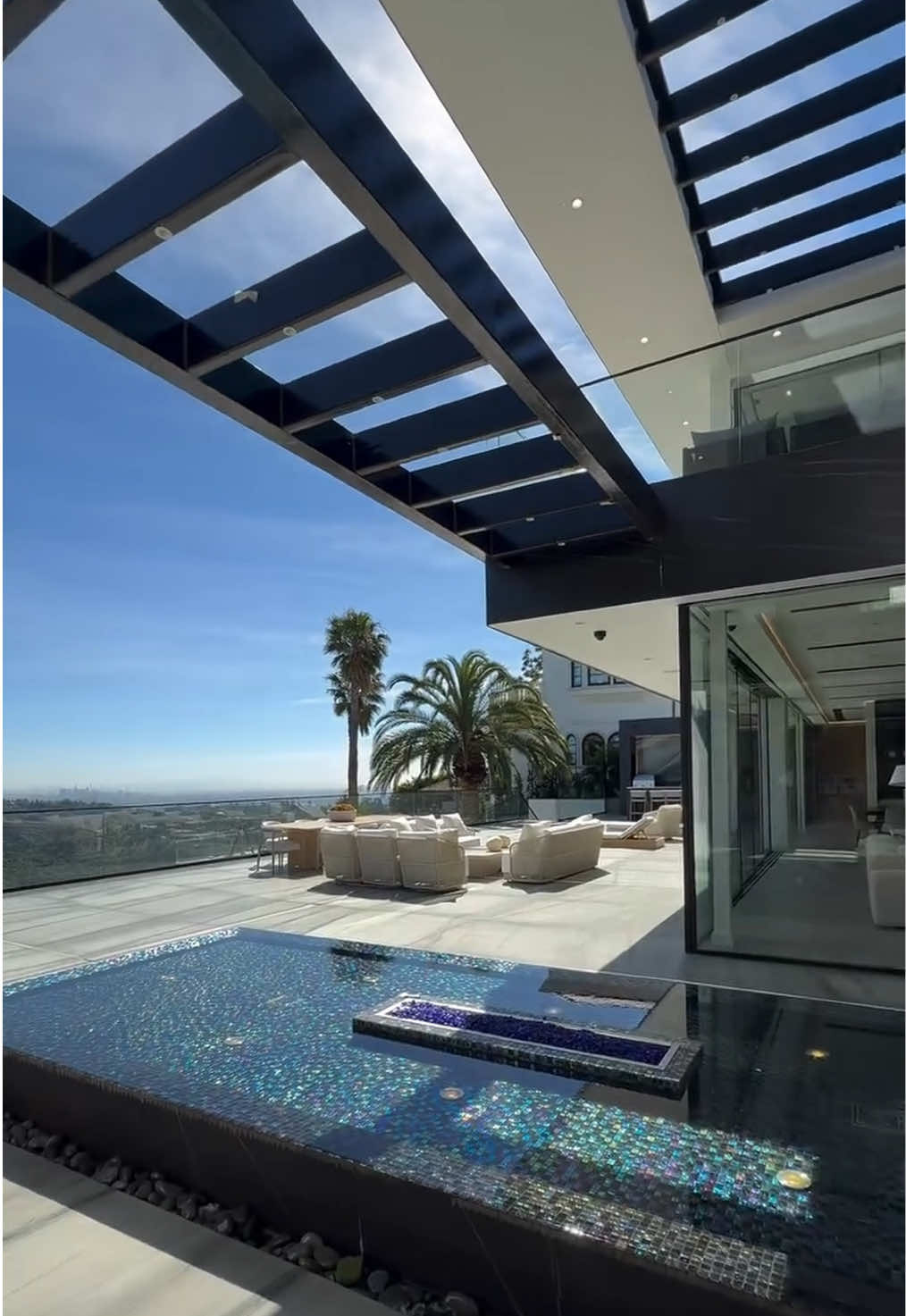 @Christie’s socal