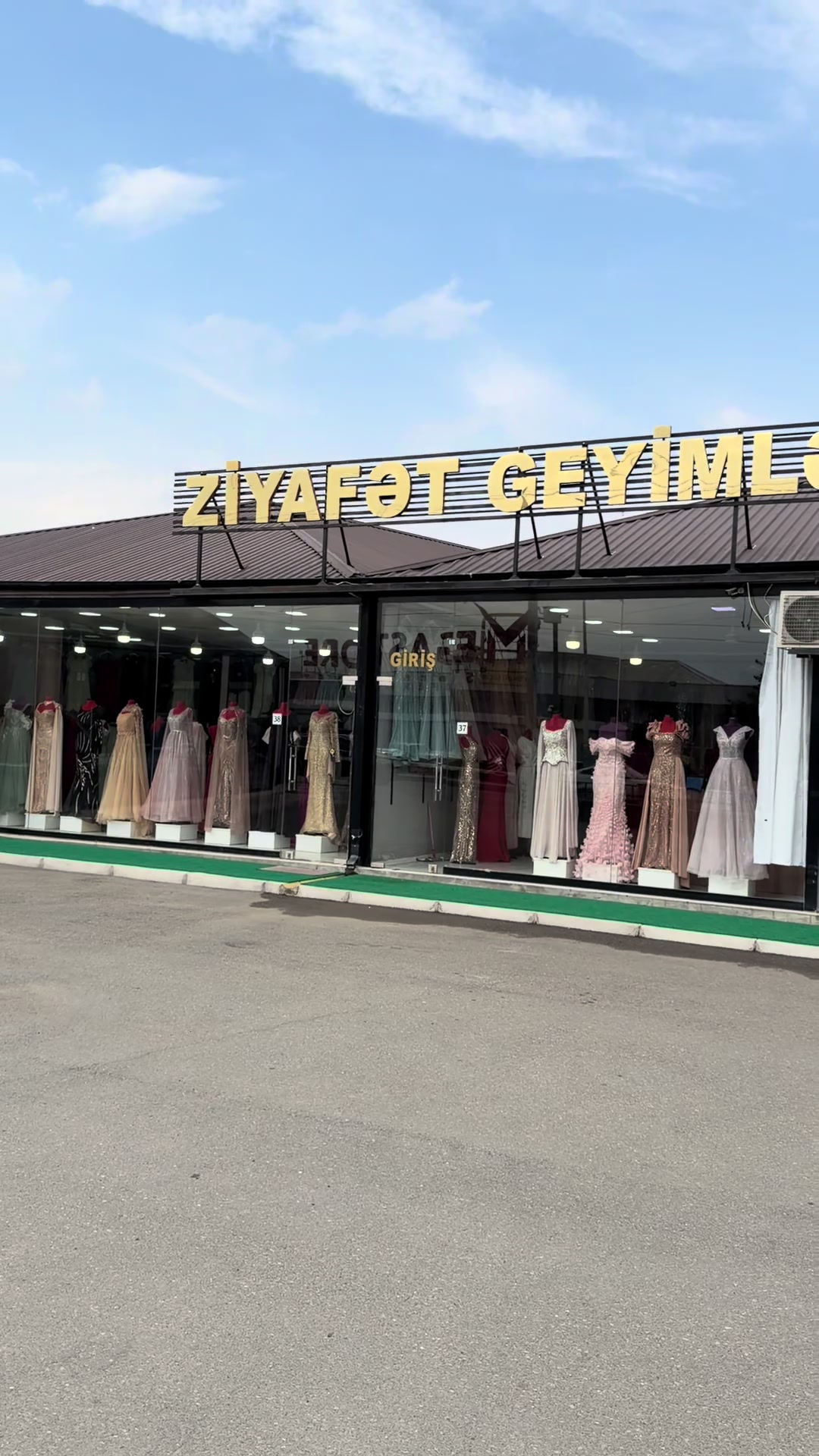 @ziyafet geyimleri berde