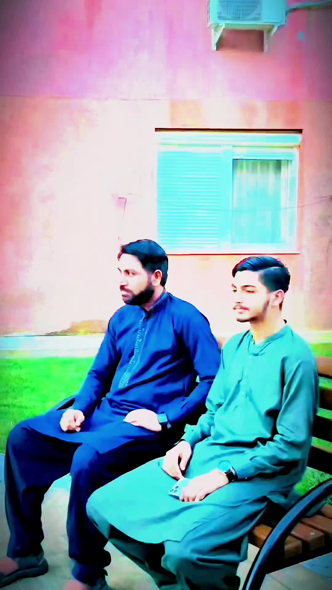 @F A I Z I+33🇵🇰🇫🇷