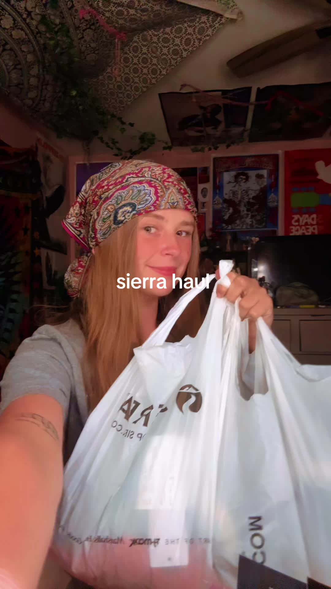 @myah ☮️