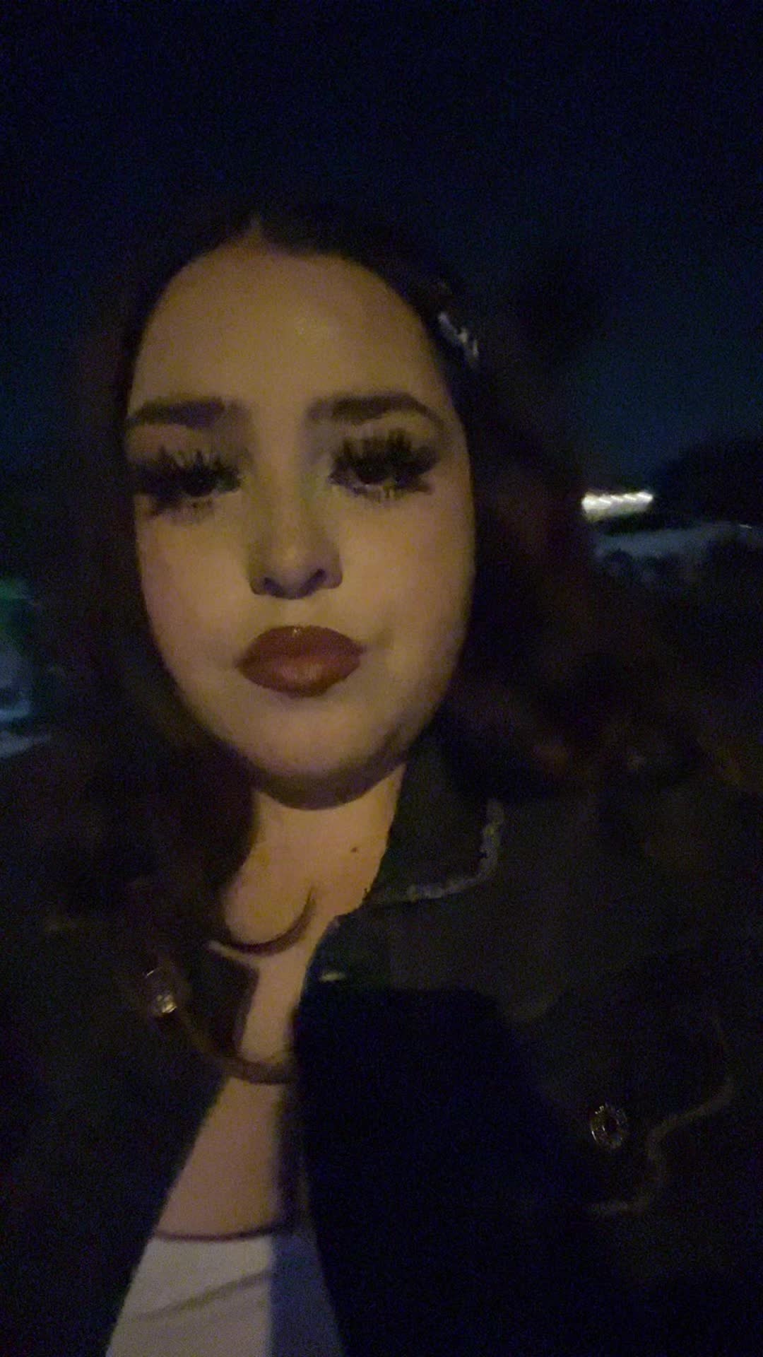 @Jennii Vega❤️