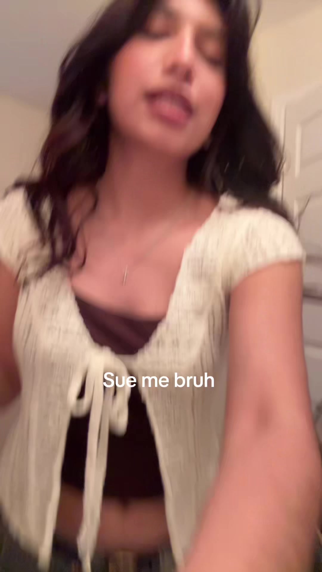 @:3