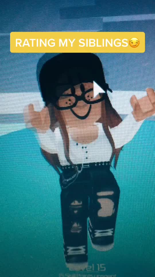 @Ur local roblox sisters 😩🤩
