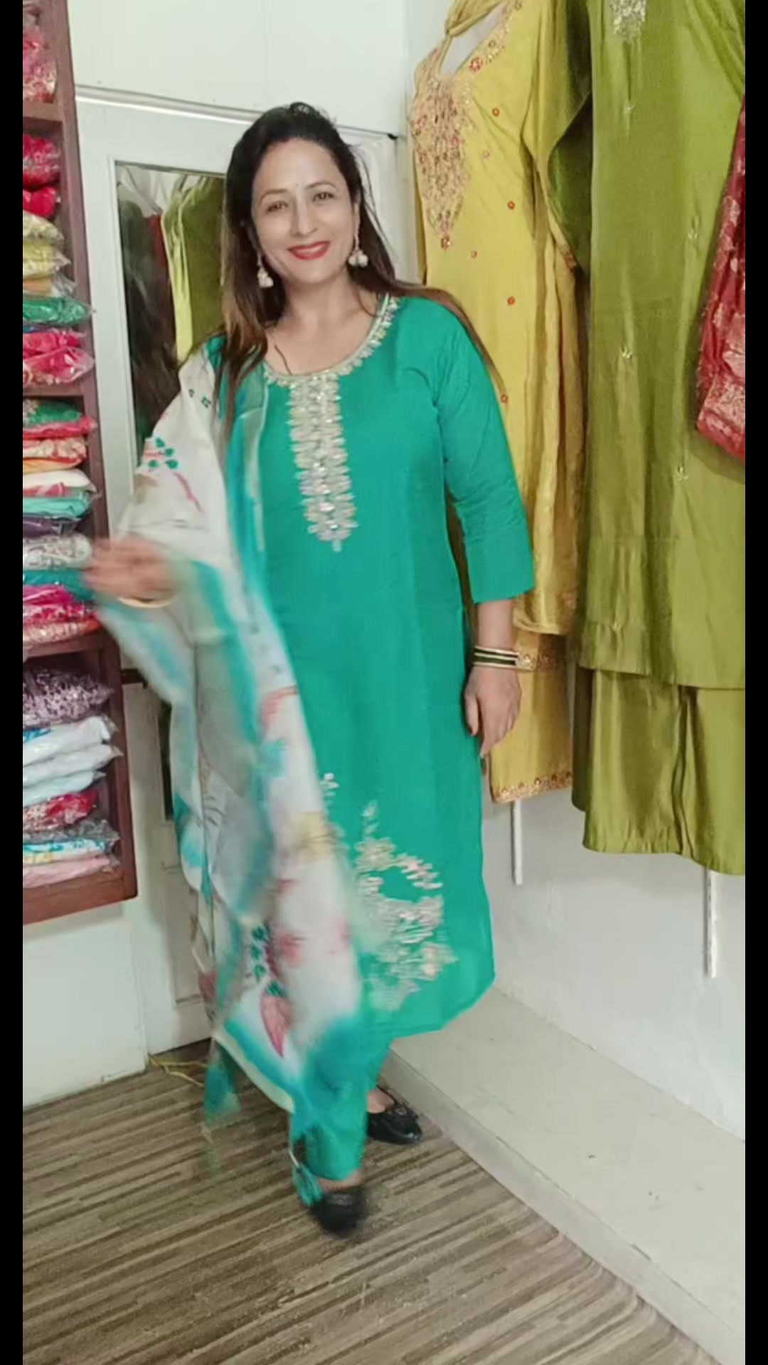 @Nari Clothing House👗🥻