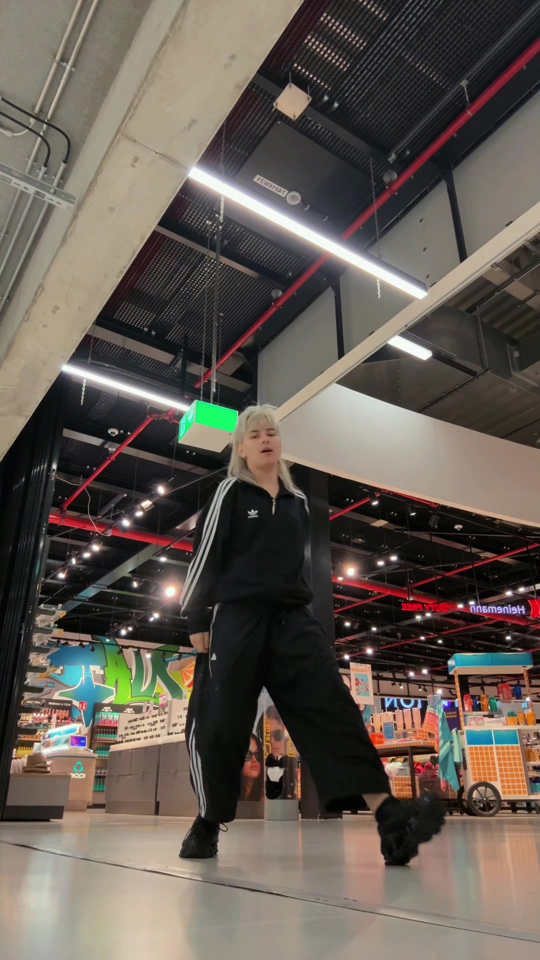 @Julek 🥸🕺🏼😏