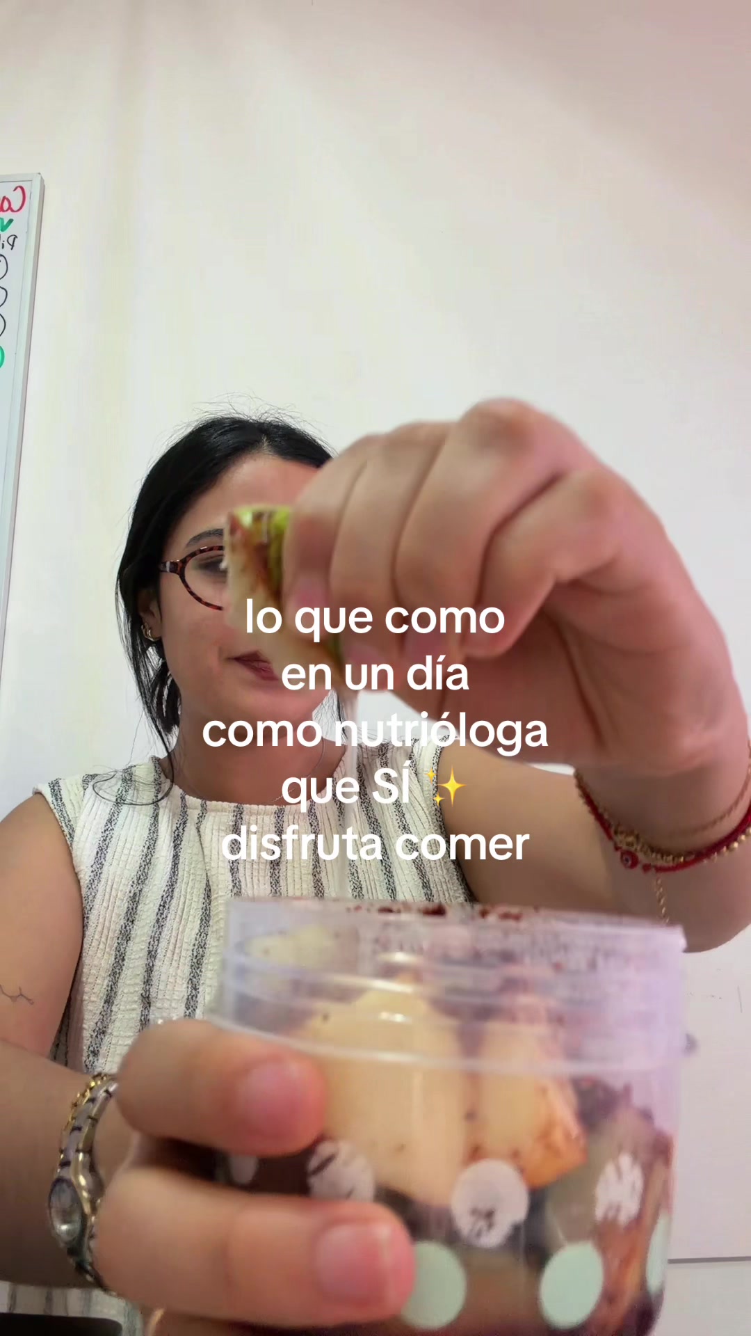 @Nutri&oacute;loga Brenda Rojas