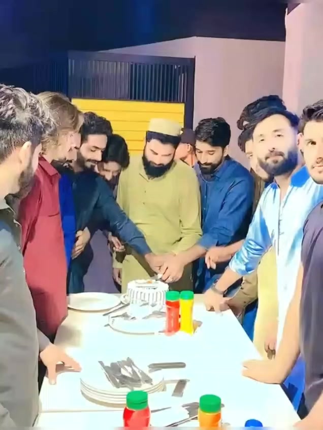 @عثمان ایوب خان نیازی 😎👑