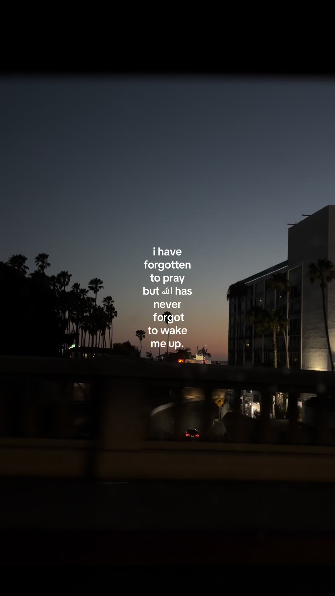 @𝒮
