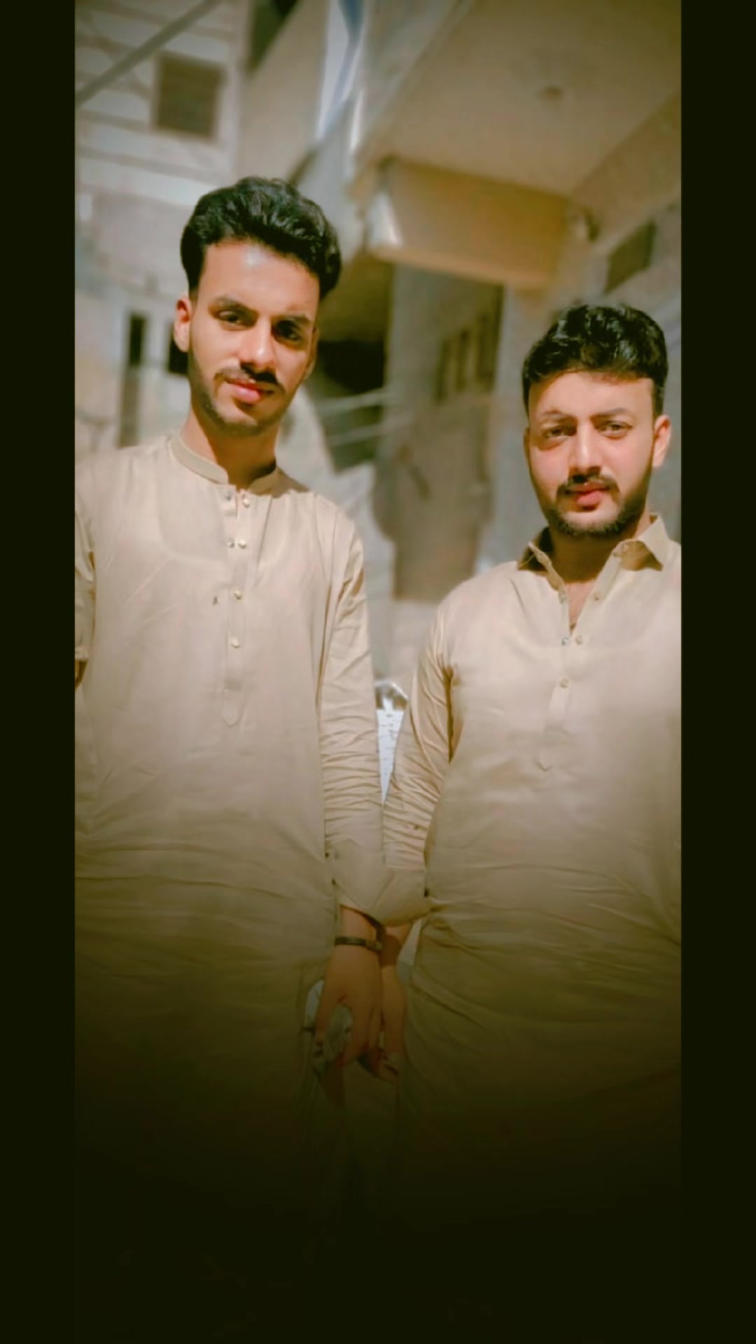 @- 𝓝𝓲𝓴𝓴𝓪 𝓚𝓱𝓪𝓷-~🚩