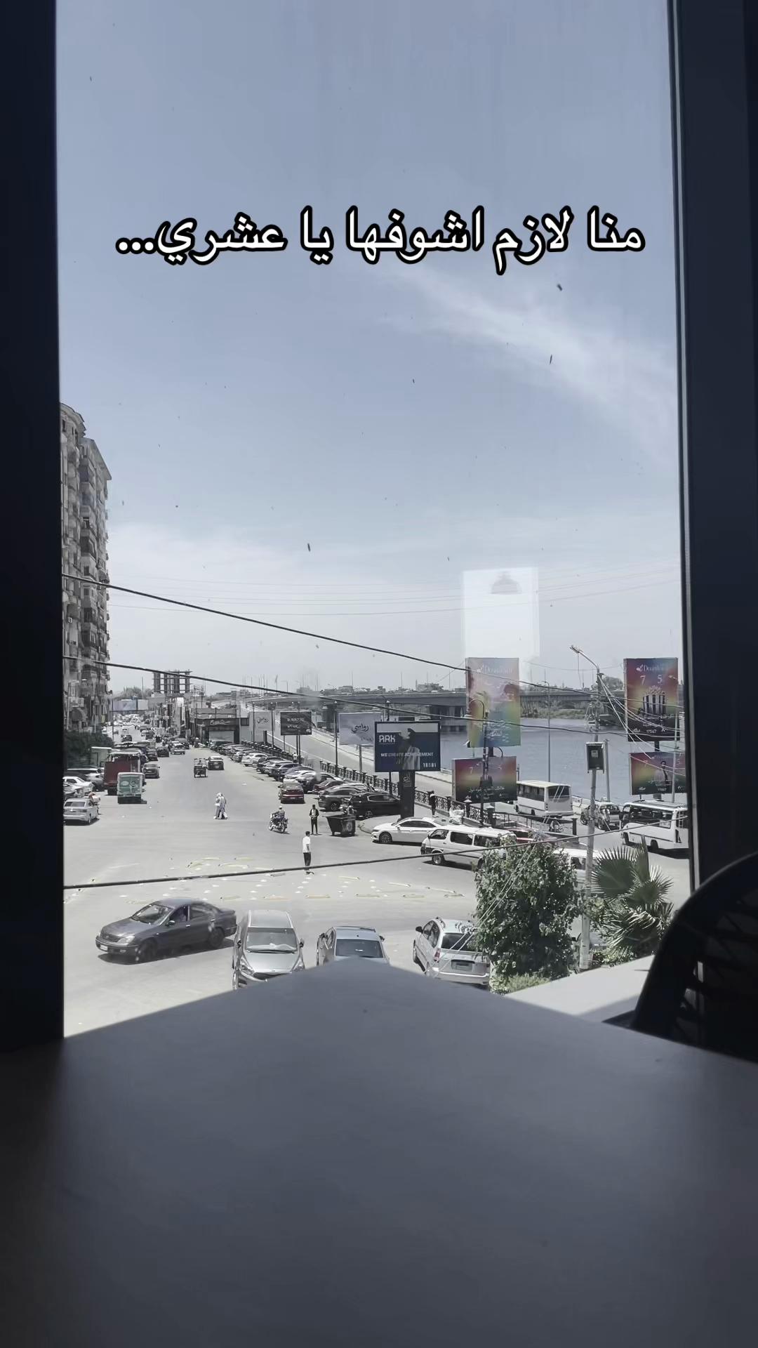 @محدش مهتم