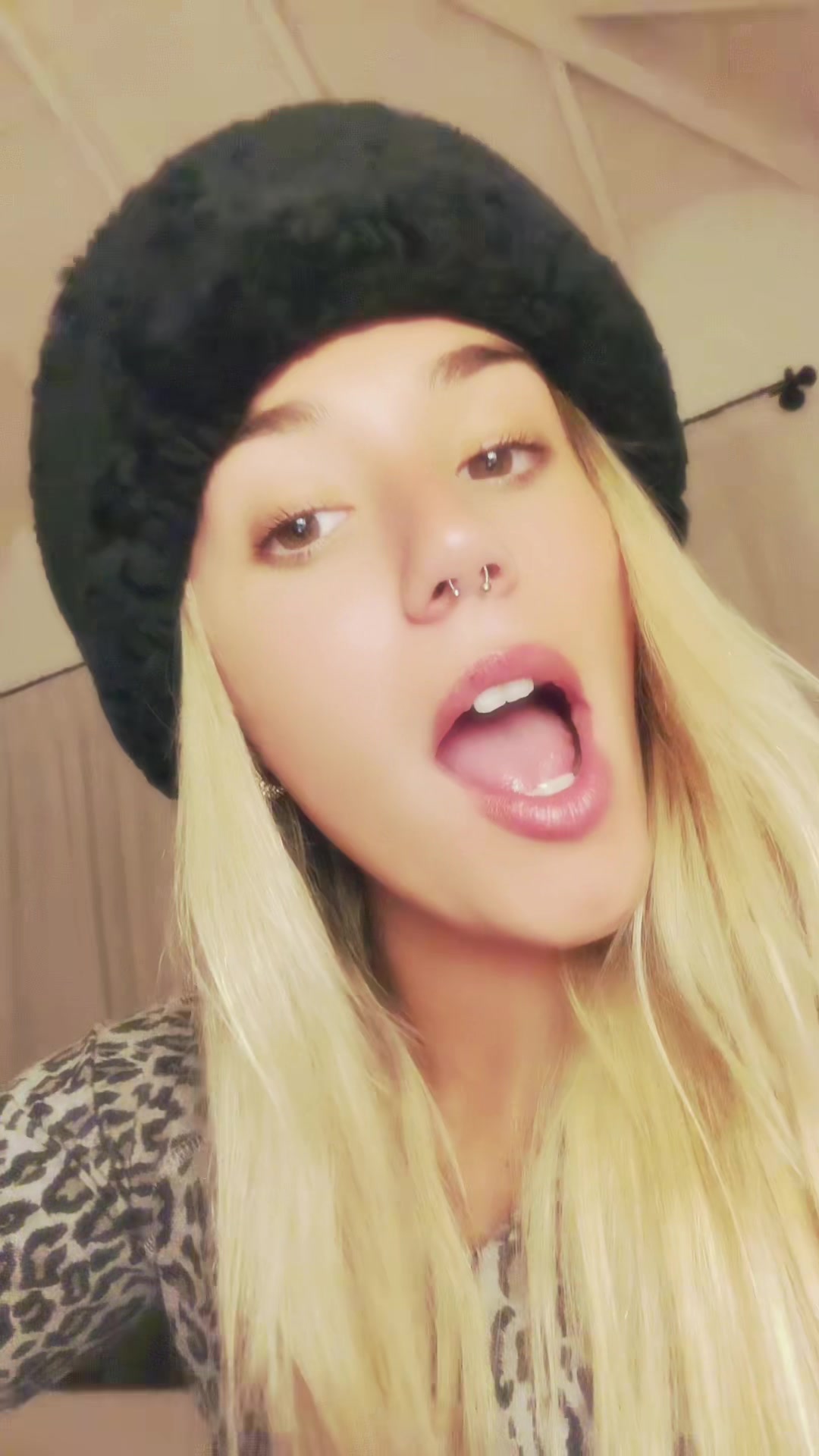 @Valentina