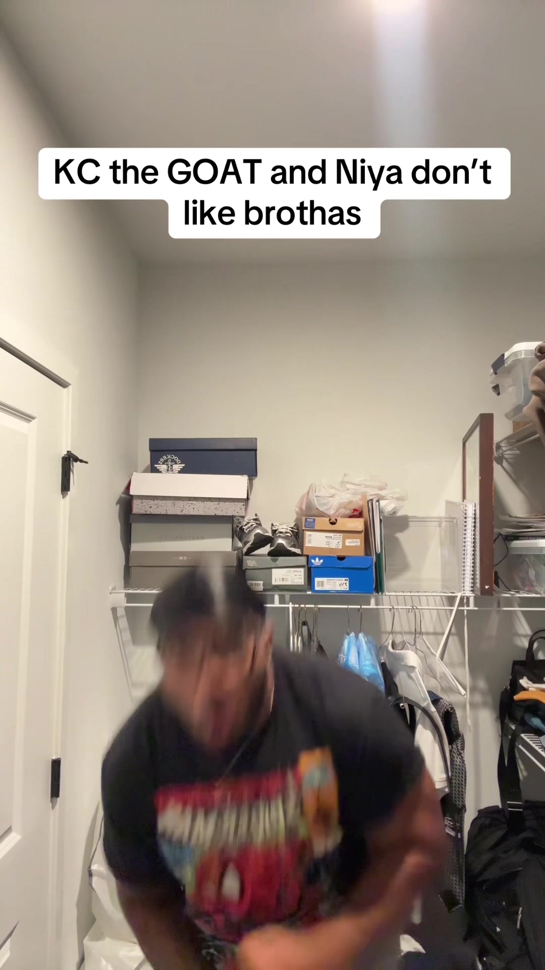 @Ayoojustus