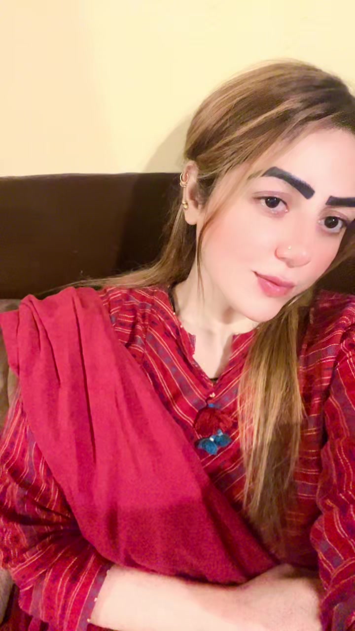 @Nusrat_Pathan