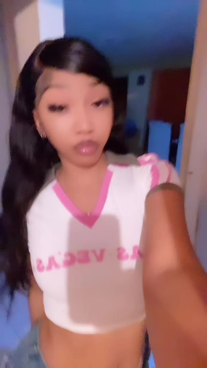 @𝓜🍒