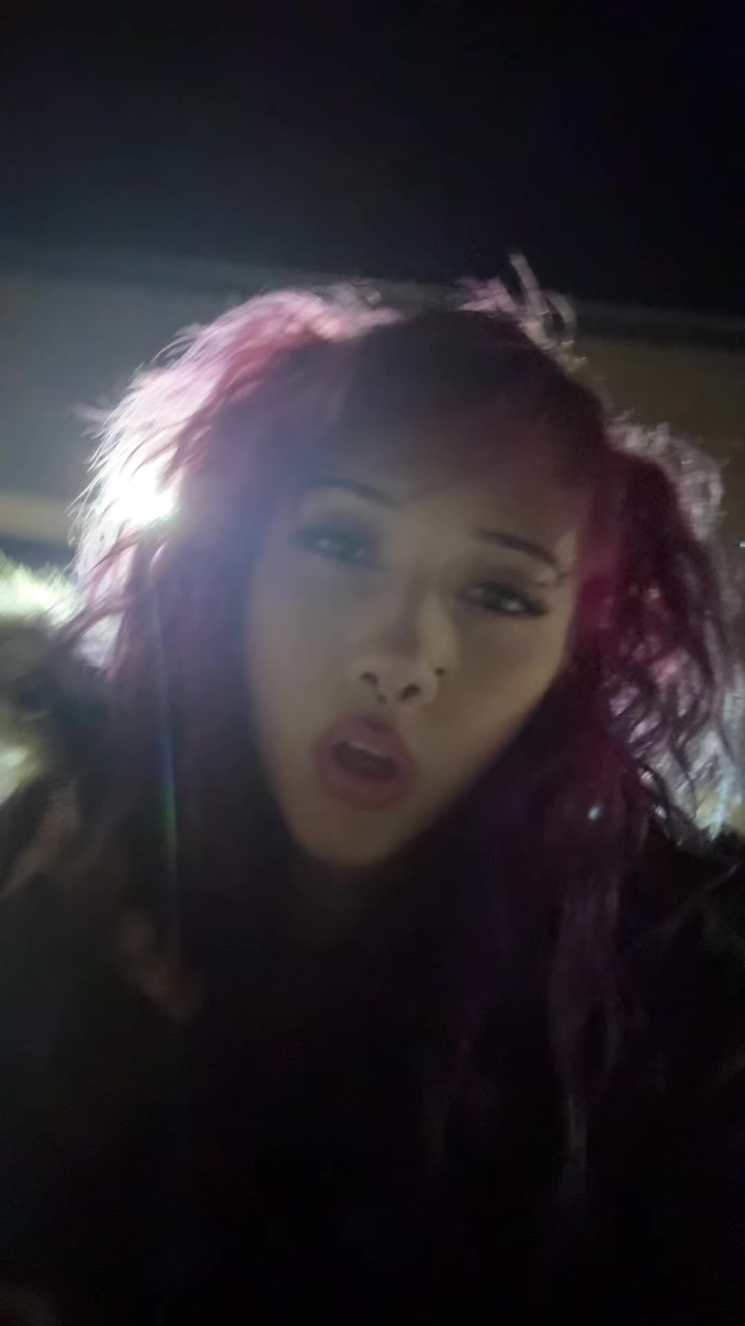 @🧟&zwj;♀️