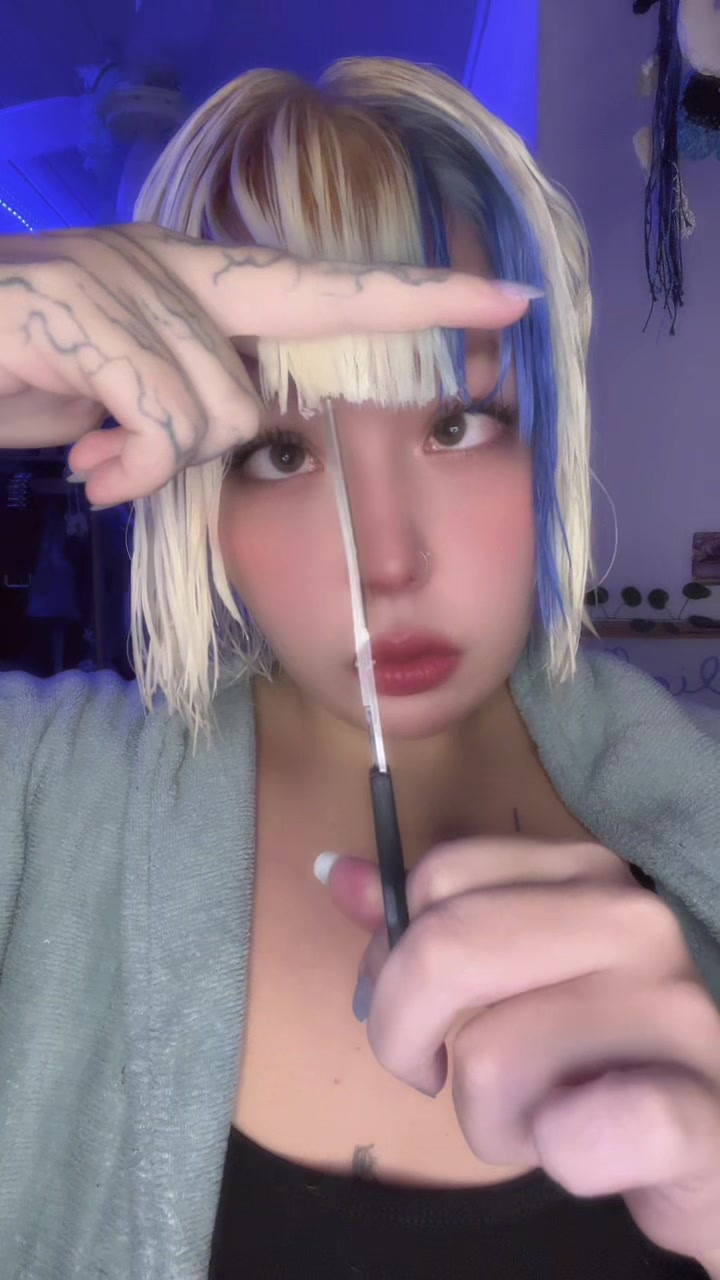 @elzamarine 🐬