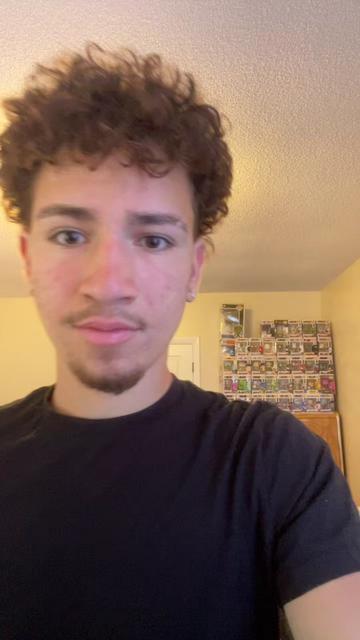 @ItzJustEric