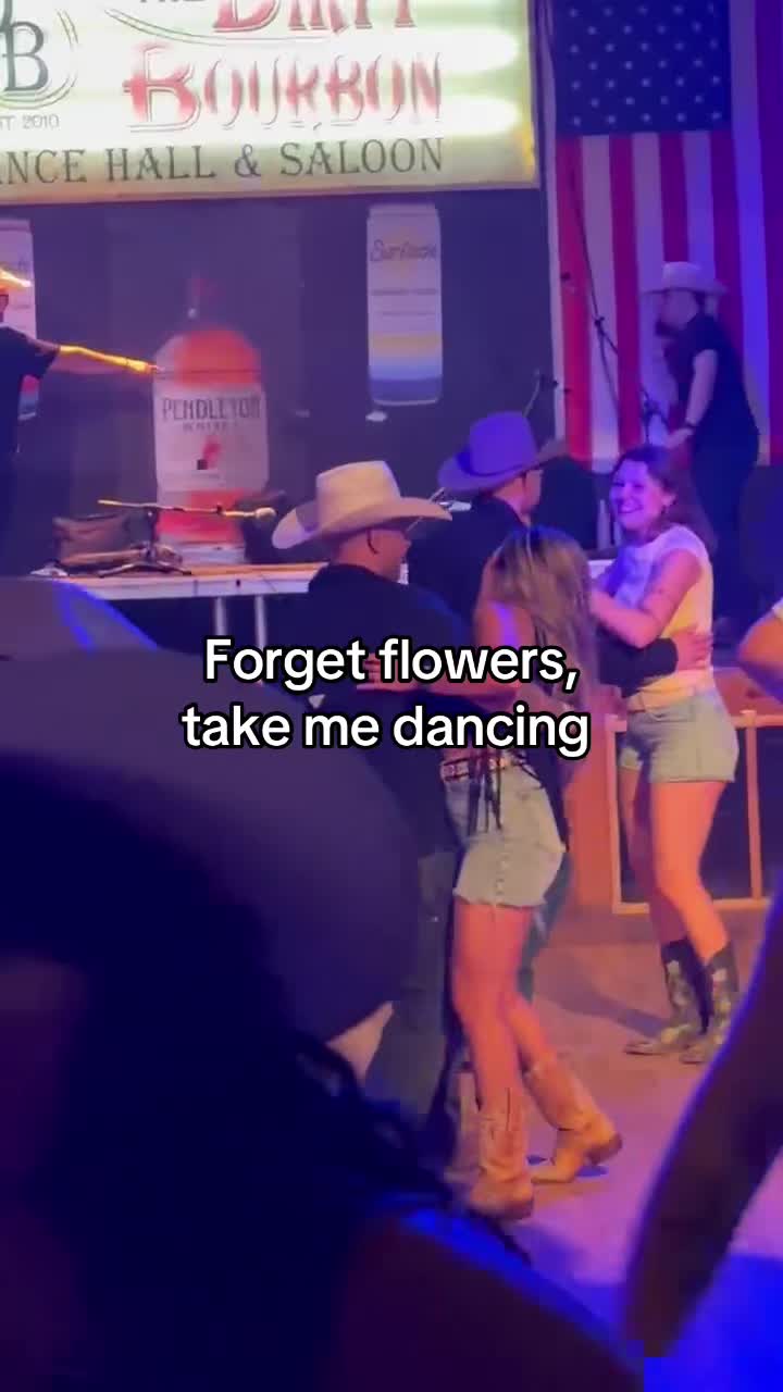 @Ashley-Renee