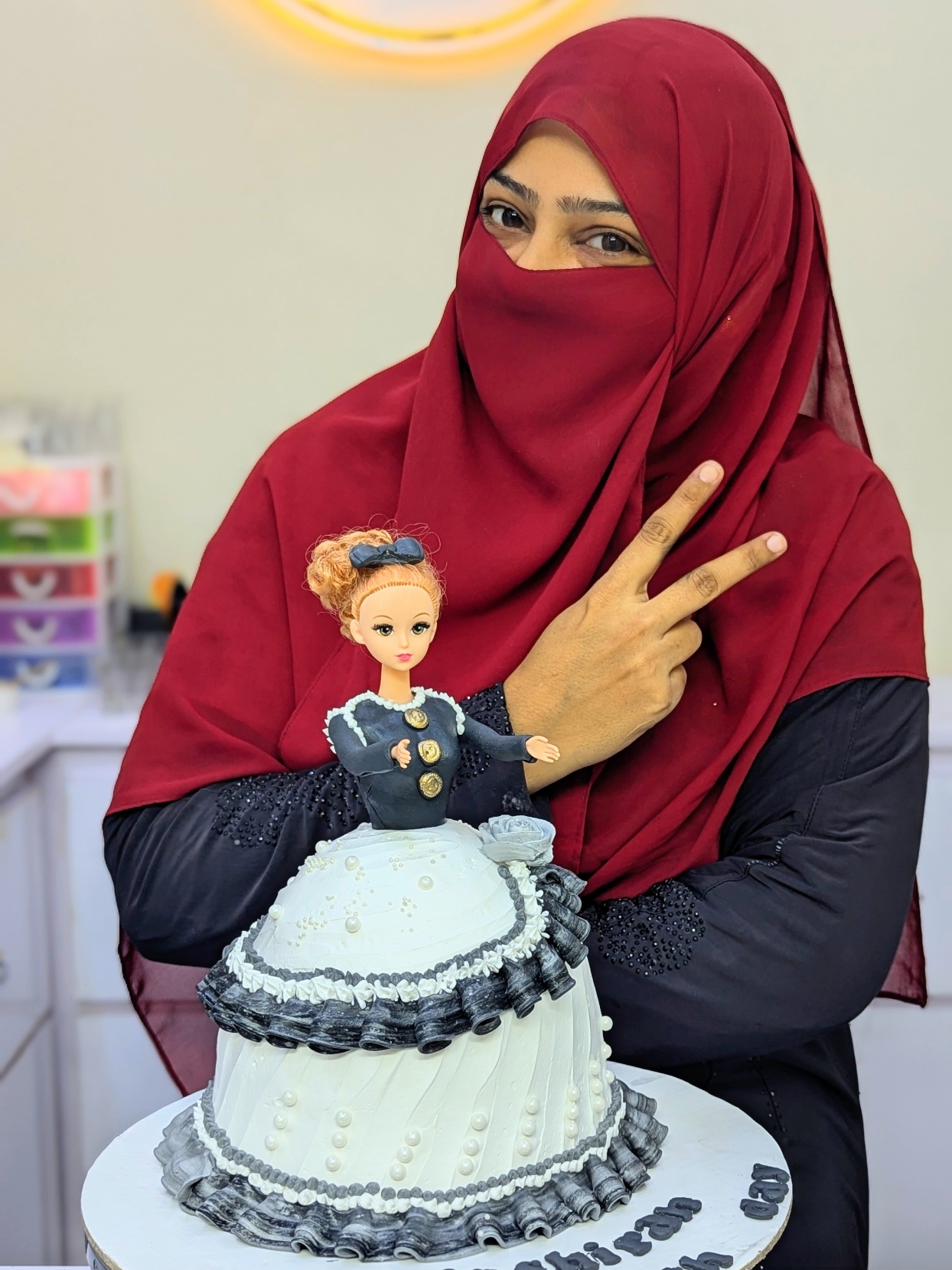 @SR Cakes & Bakes