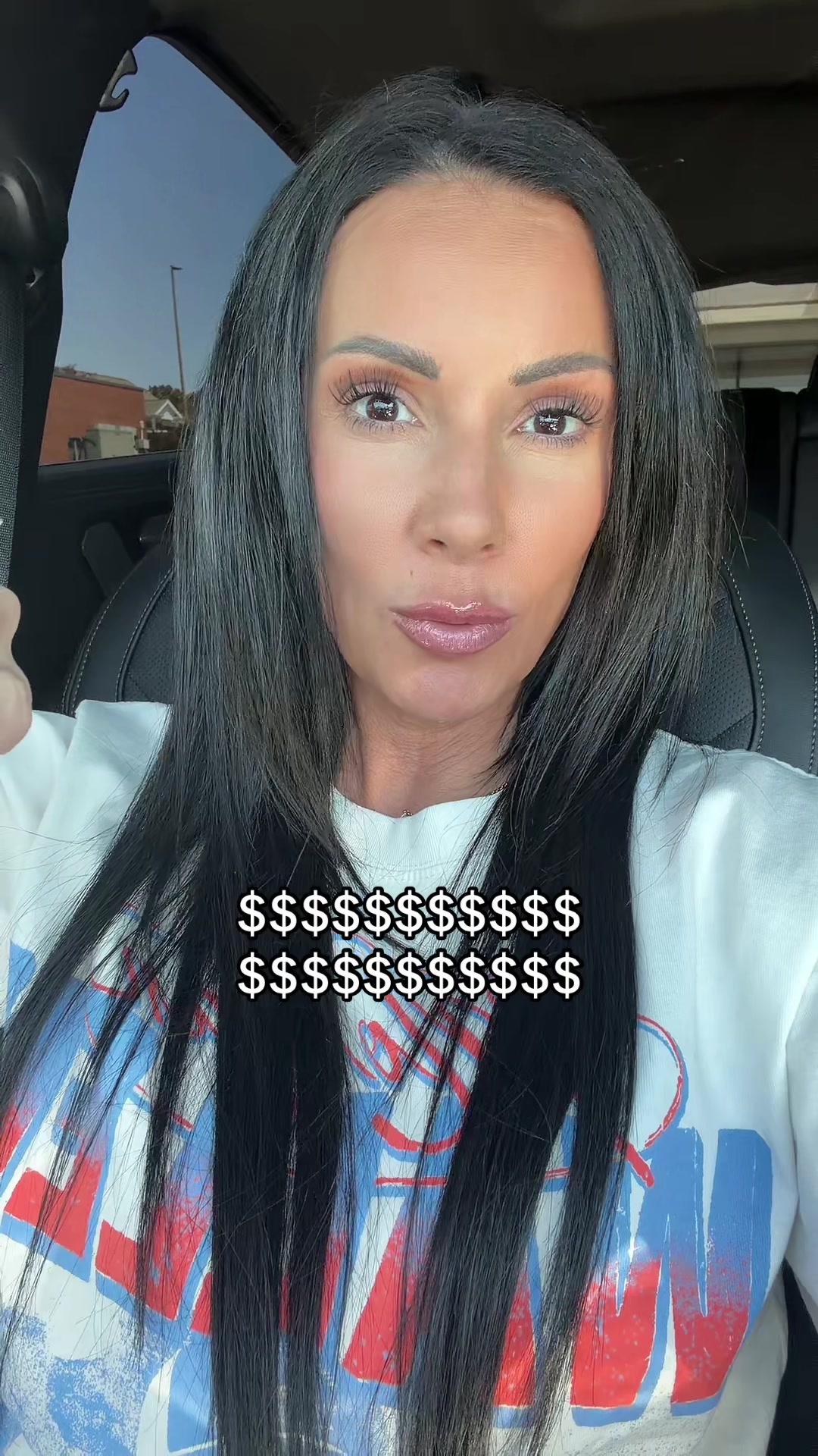 @stayseebeee 🖤