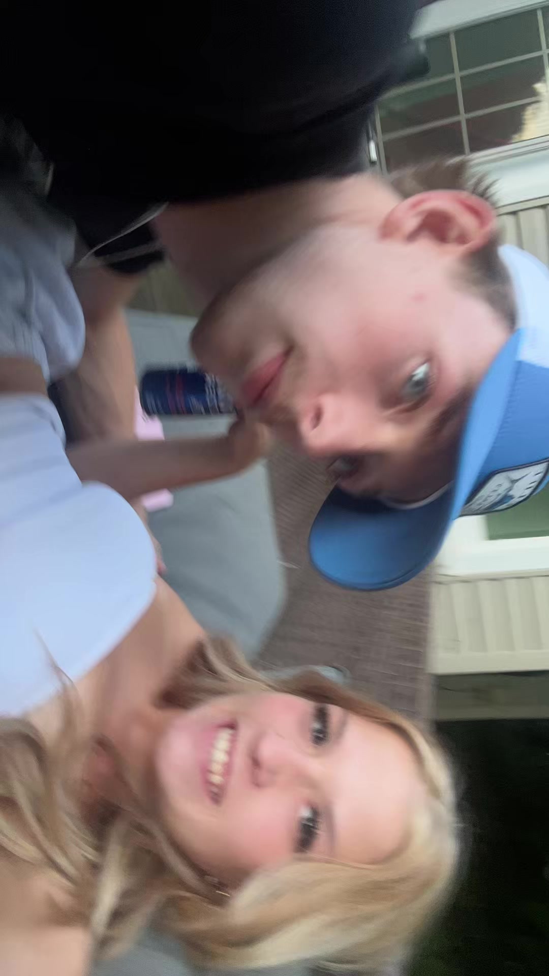 @e
