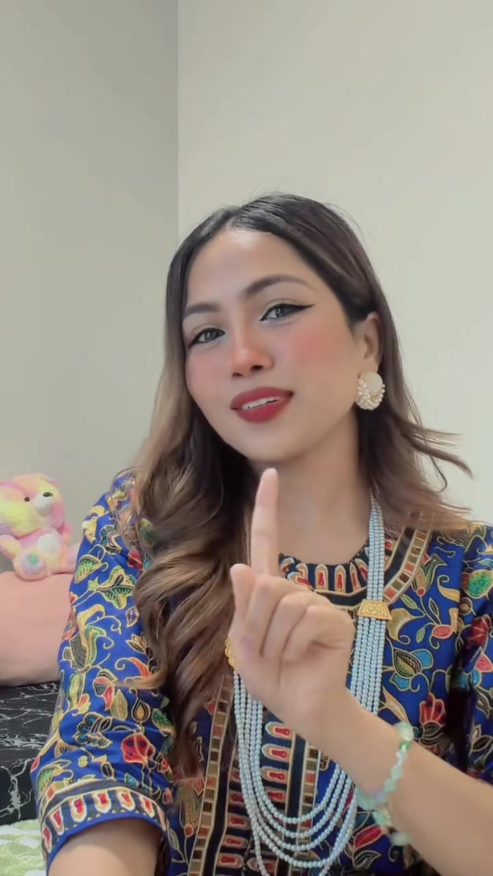 @Aneesa ❤️🦋