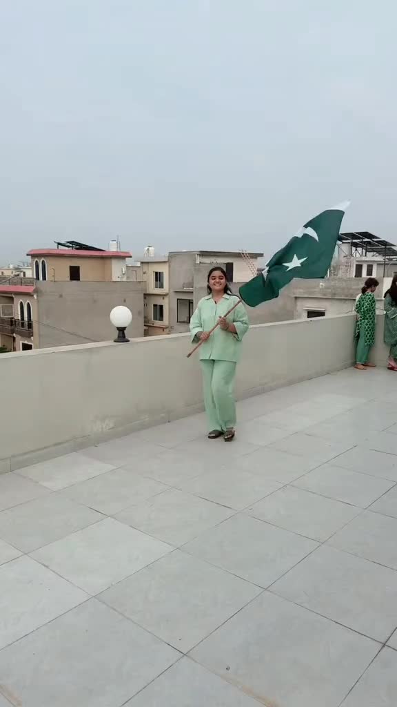 @)))$ سونی کوکو  $(((