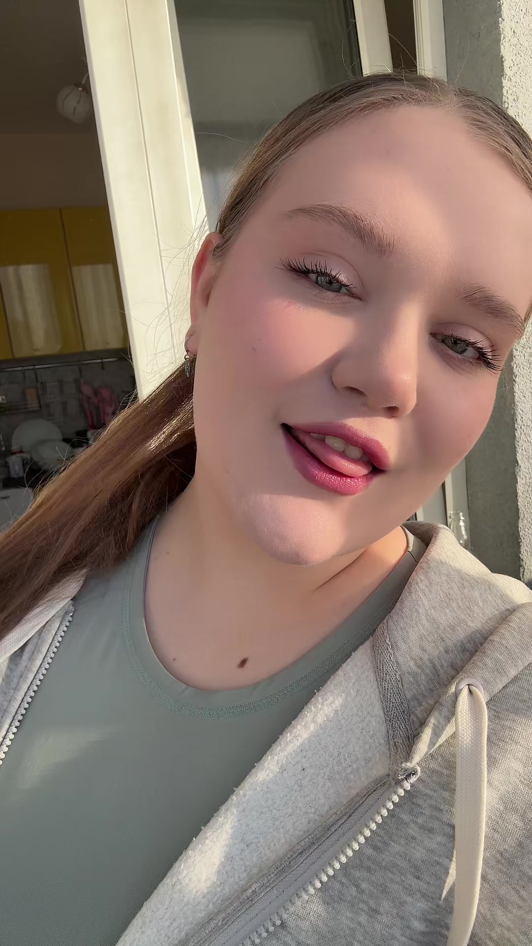 @лера