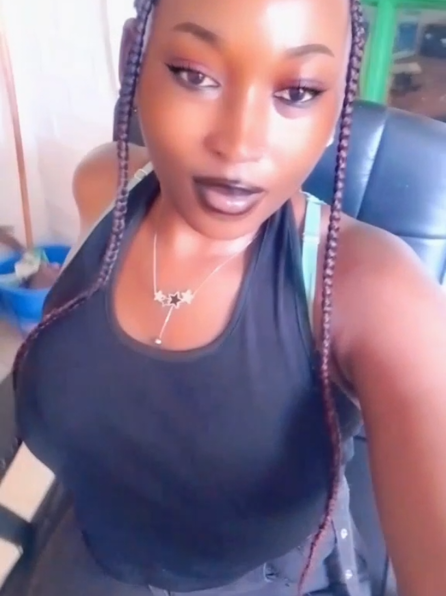 @Rollet.queen🇬🇧 🇰🇪