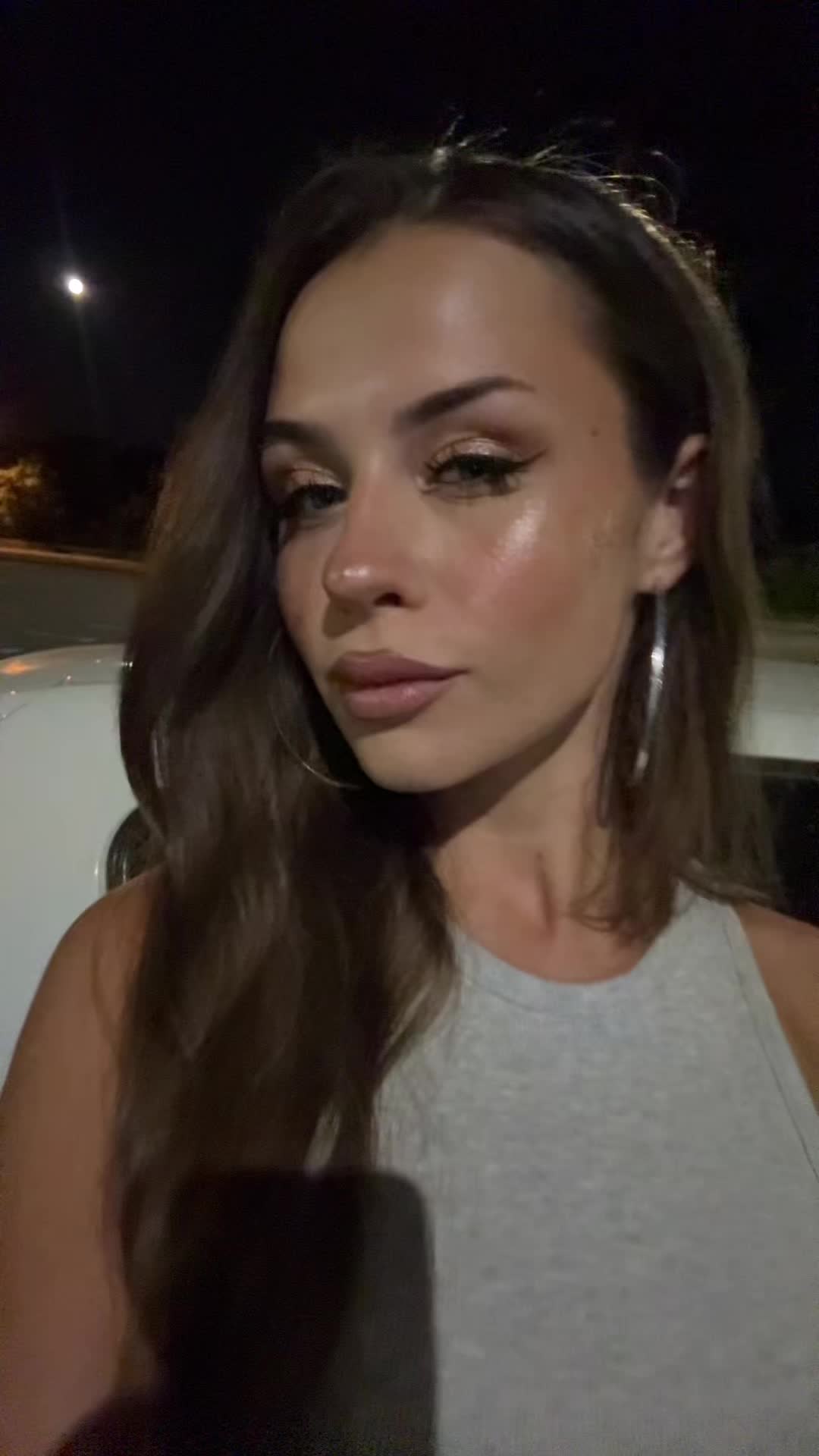 @majakosinski