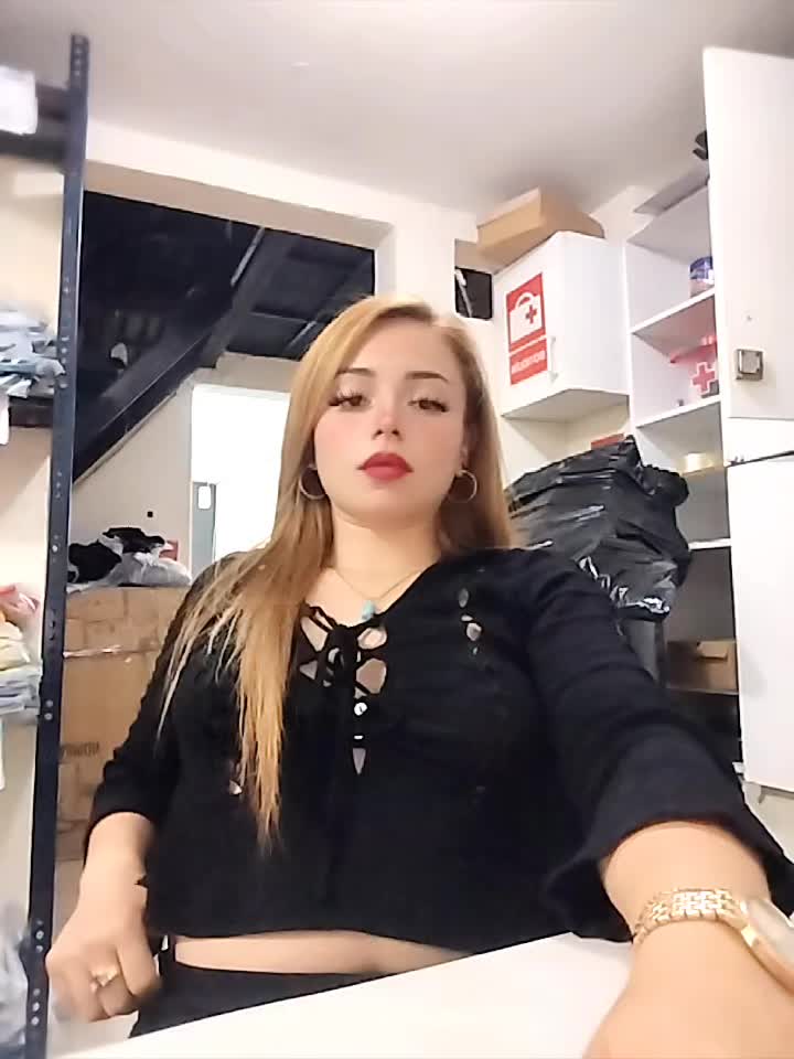 @iamlittle_