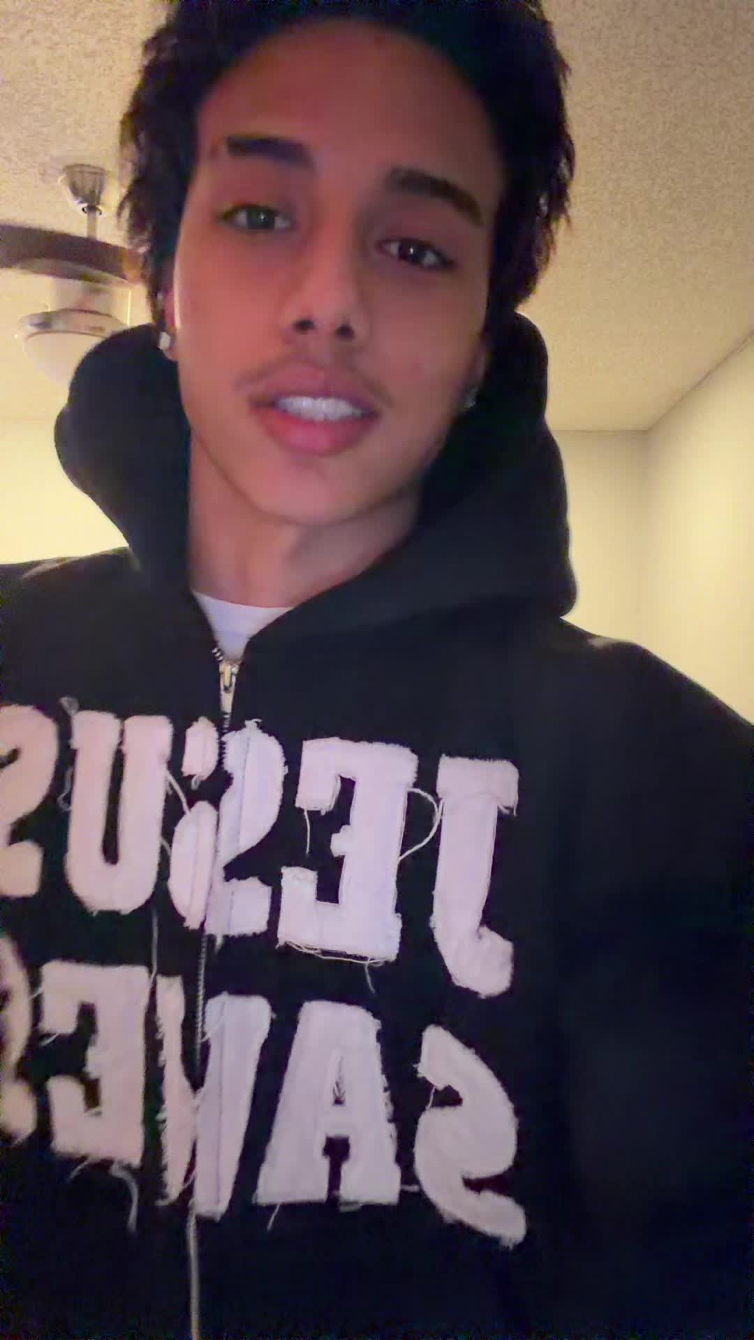 @Joelknocked