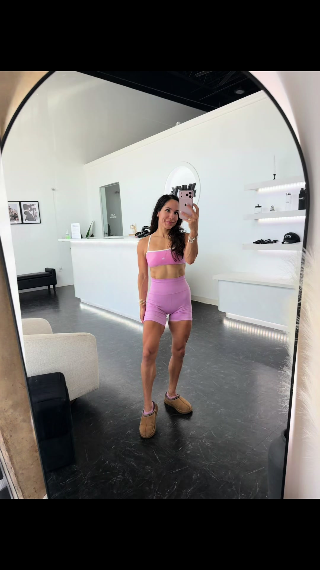 @ItsCassieQ