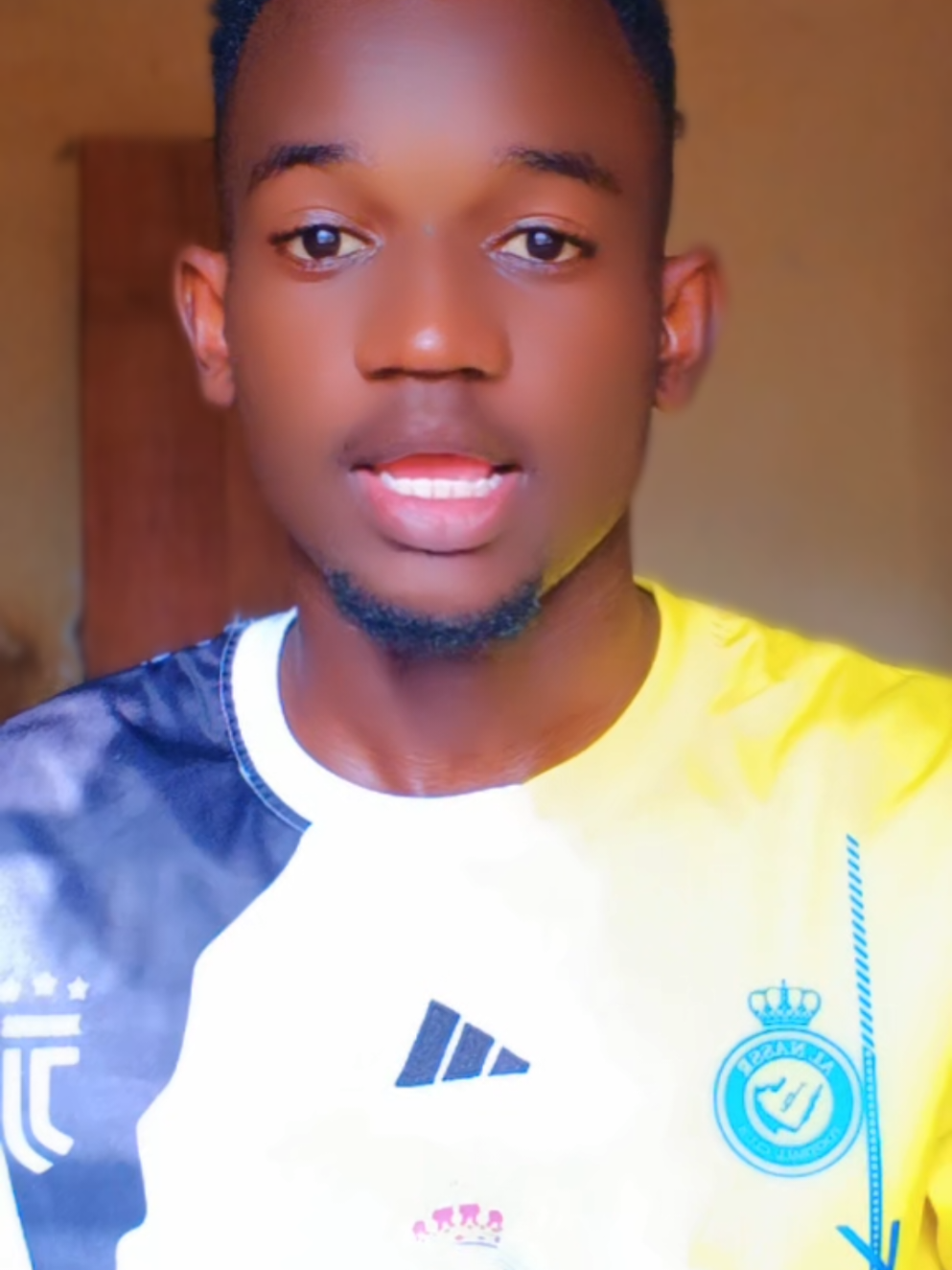 @🇰🇪DARMIAN🇰🇪