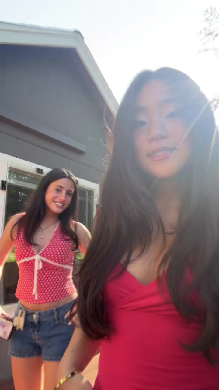 @EK🦄