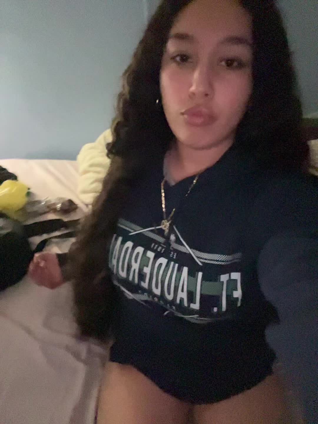 @Itz_trini