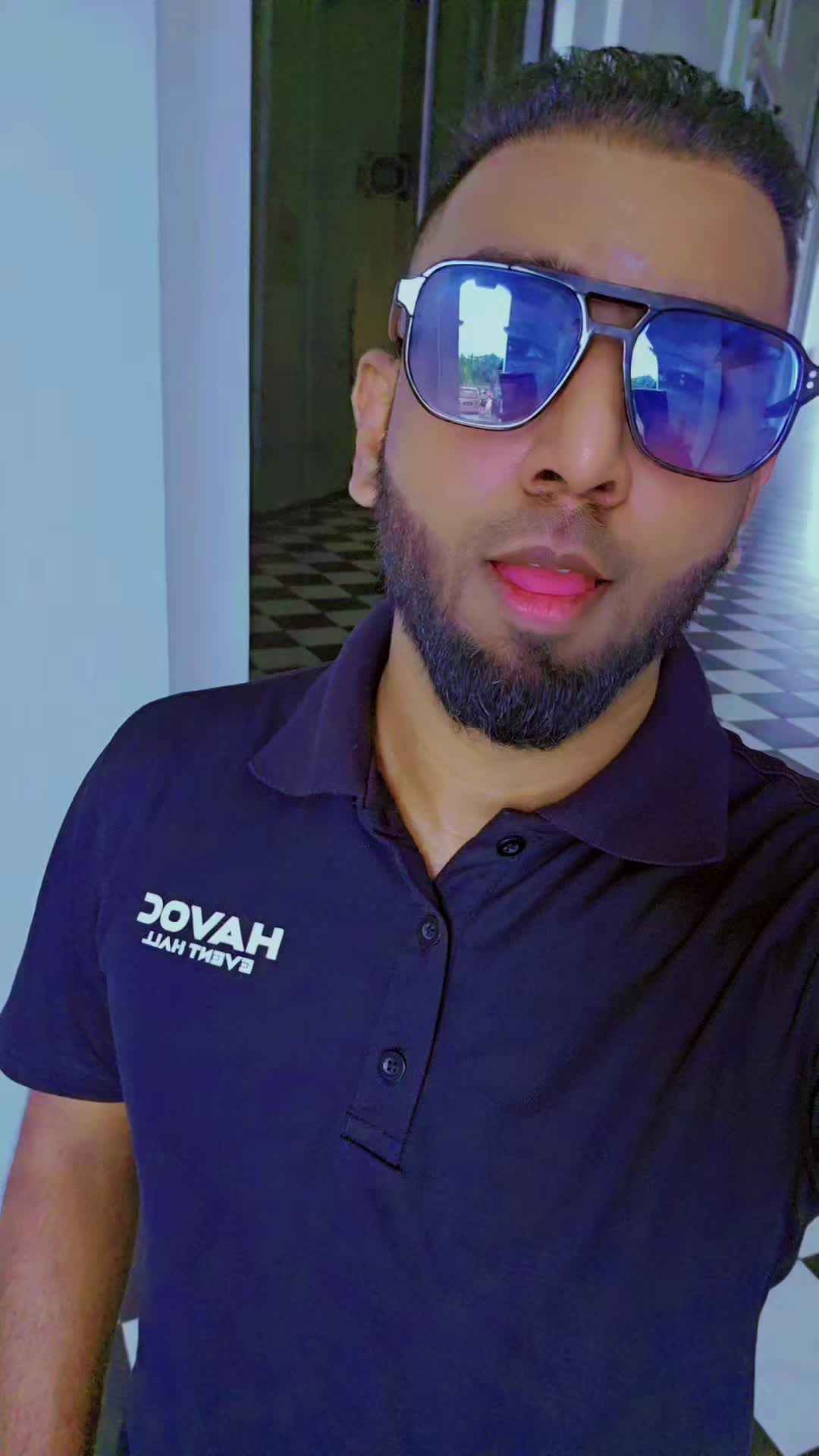 @kesav_