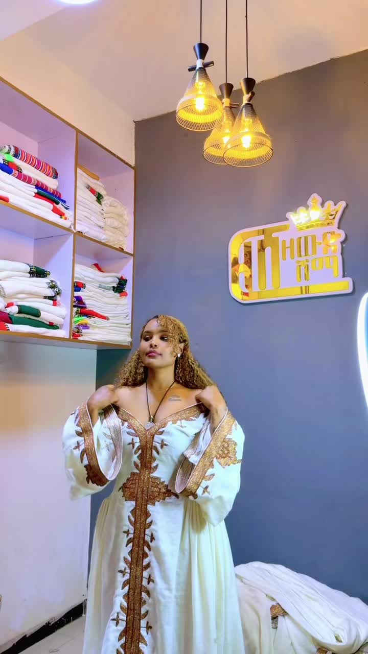 @ዚዚ / ዘውድ ሸማ 👸🦅