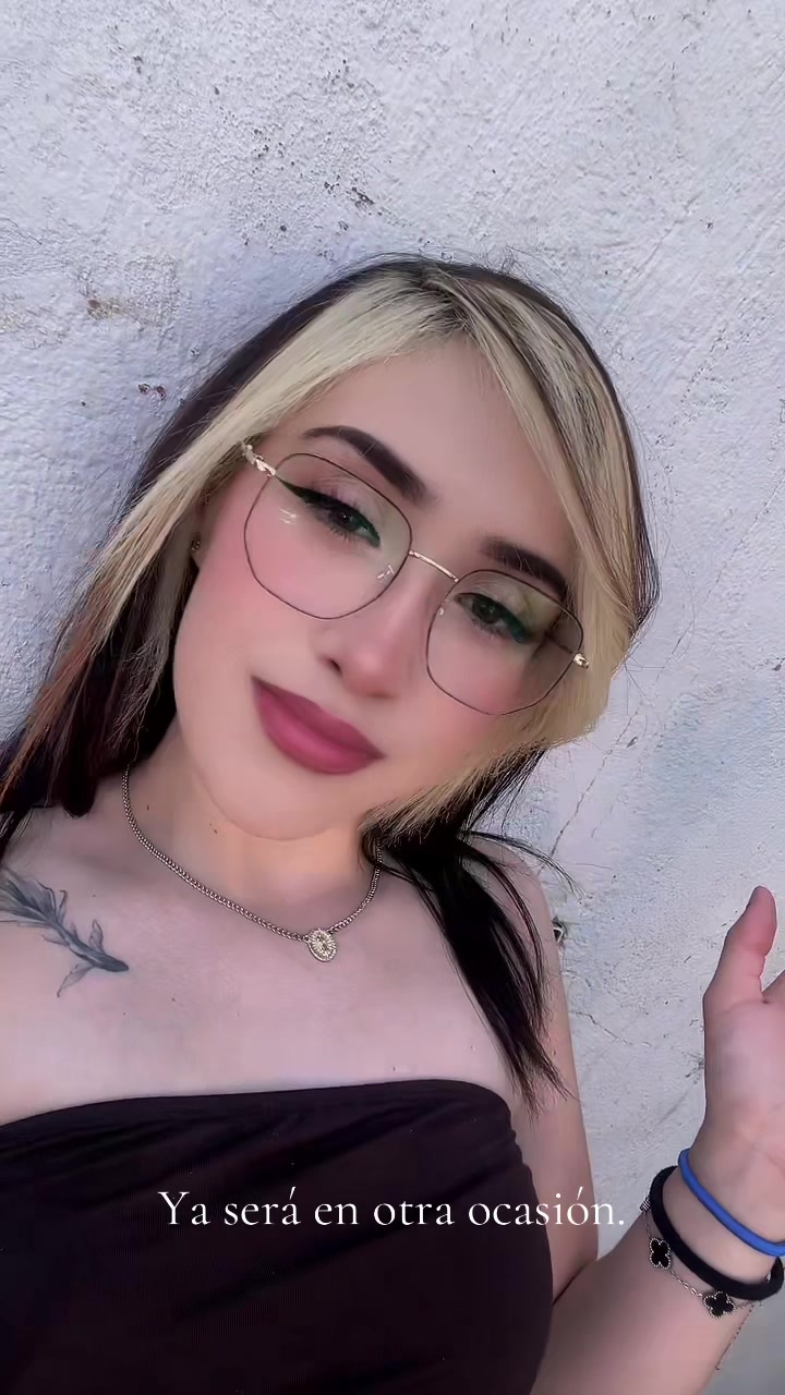 @Roxana De La Rosa Nu
