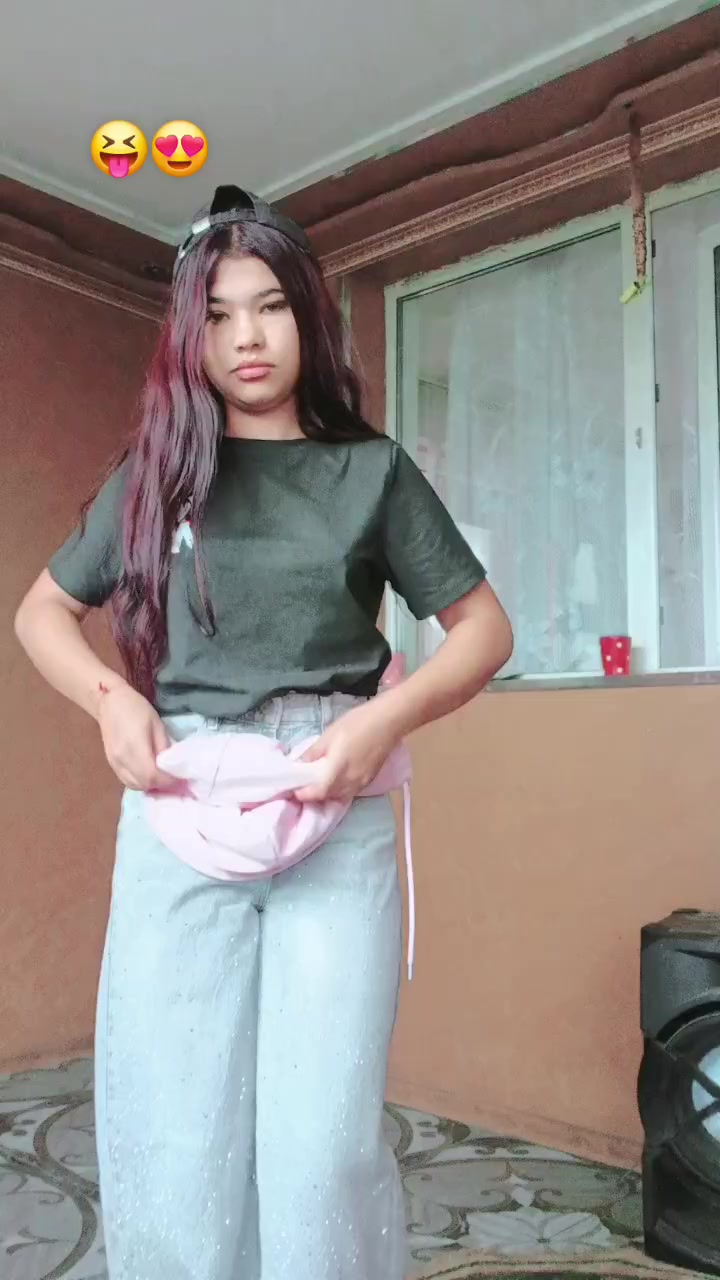 @Valentina🙉❤️