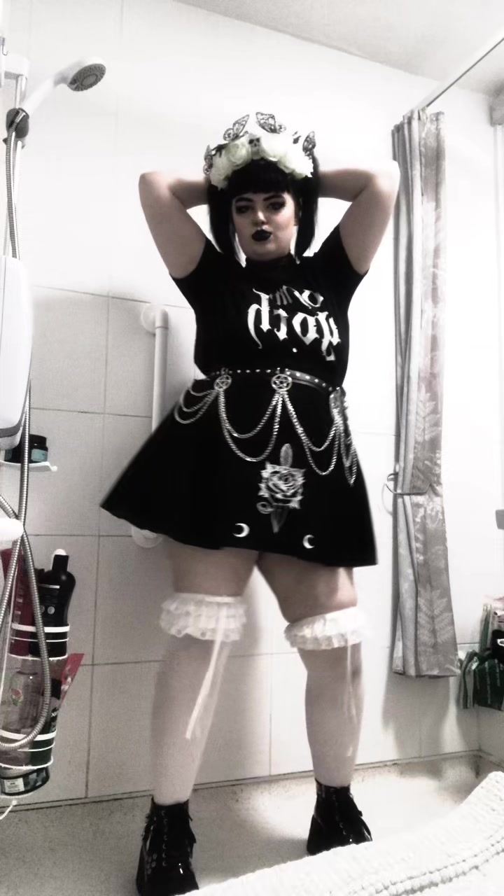 @🕷️𝕽𝖎𝖑𝖊𝖞 𝕮𝖔𝖚𝖙𝖚𝖗𝖊🖤