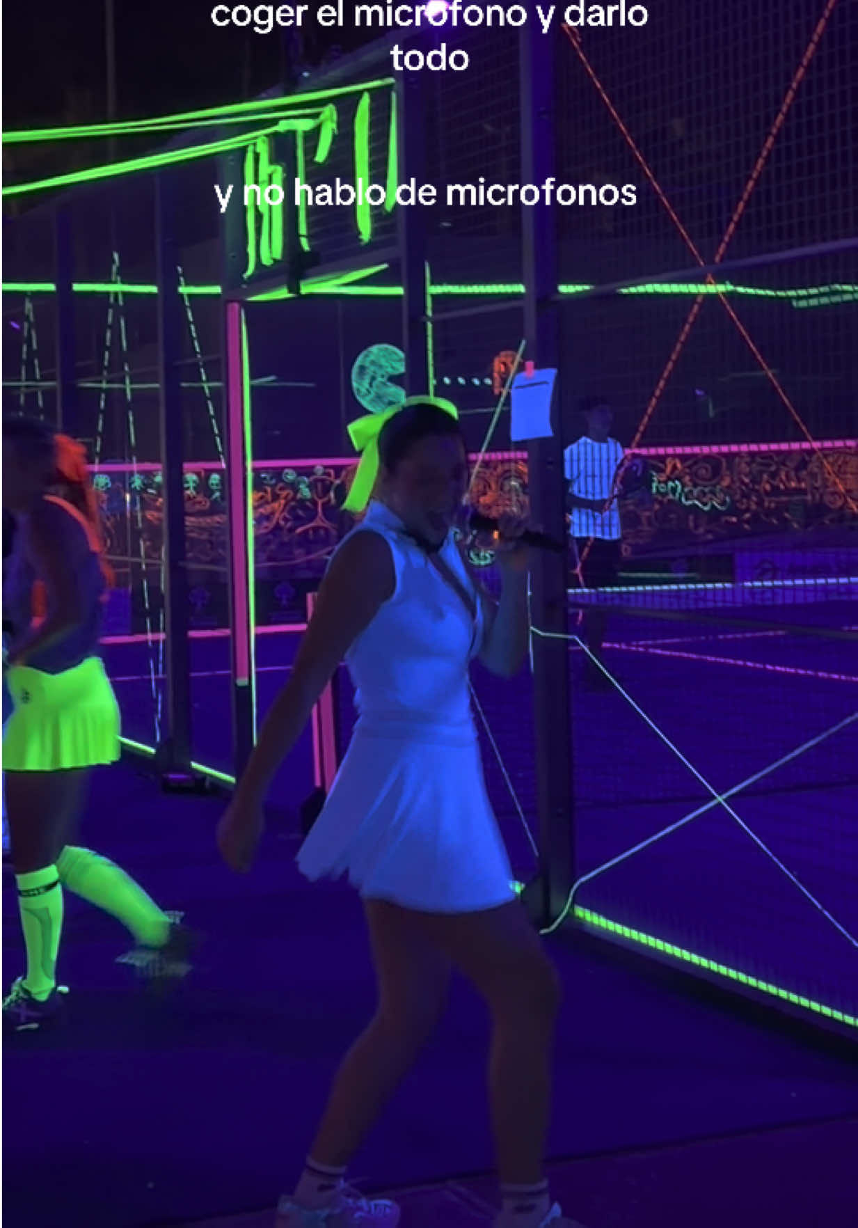 @María Aviñó