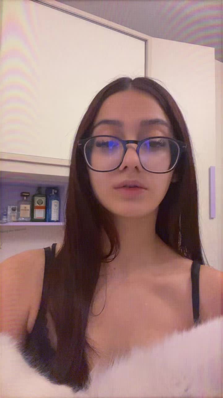 @cubanita🇨🇺👸🏽