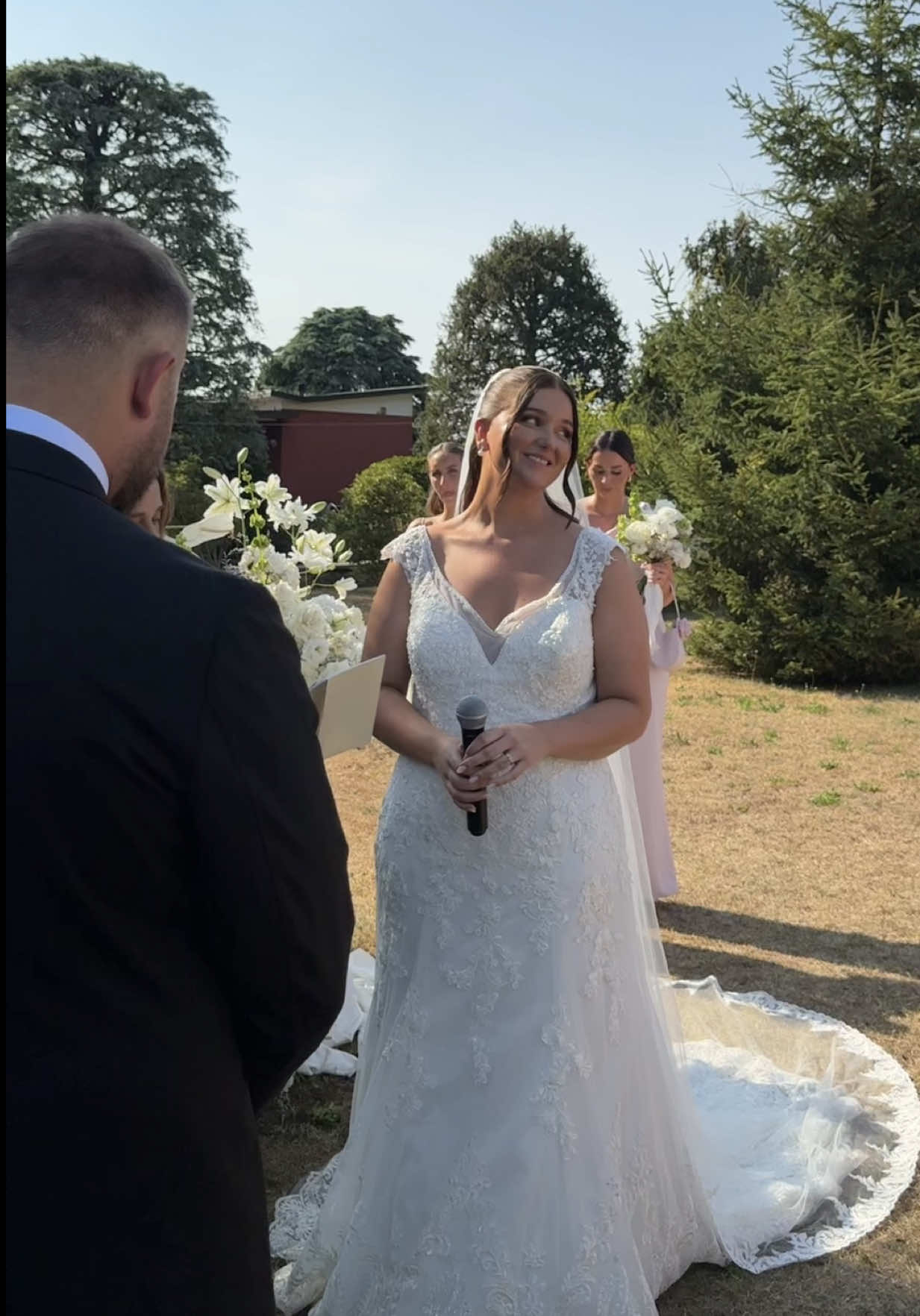 @Fastighetsmäklare Evelinn