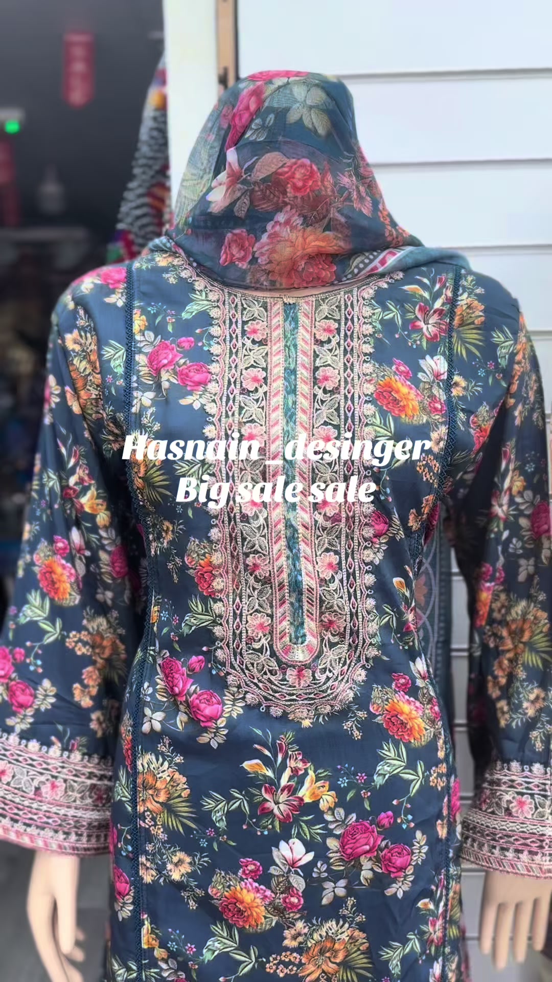@HASNAIN Designer