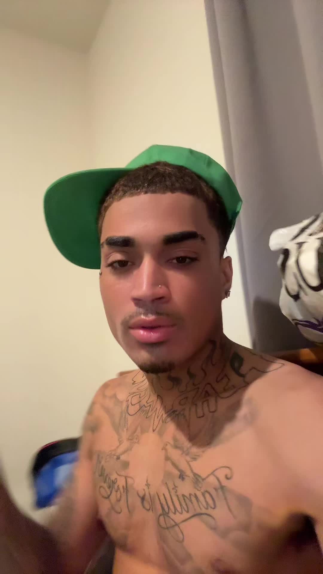@โ
