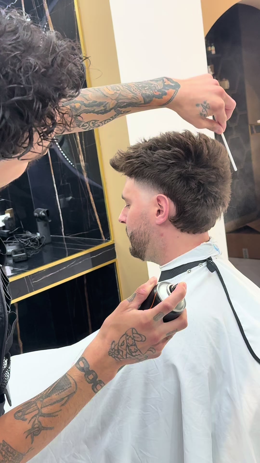 @AZ BARBER