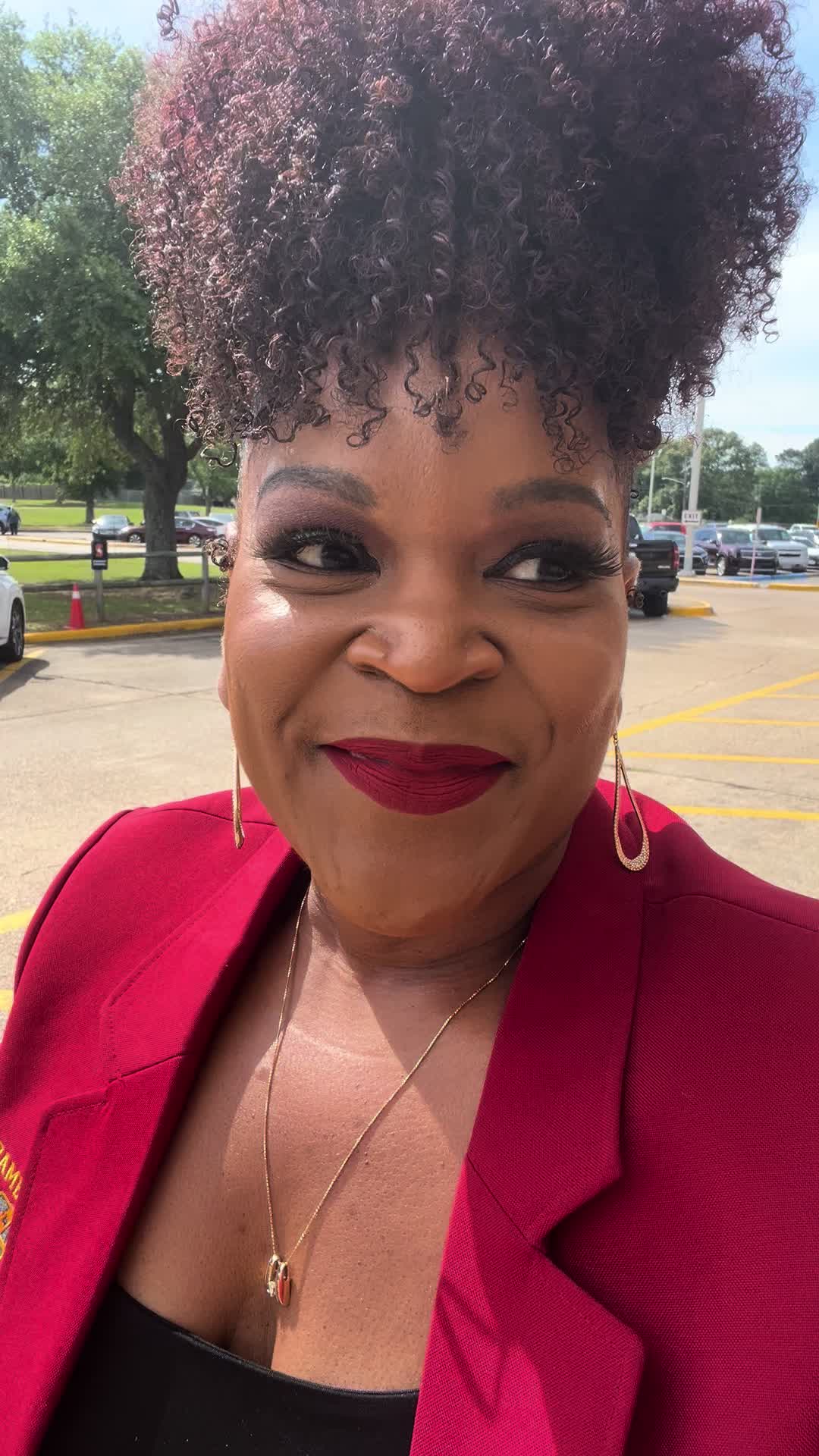 @drnikkiroe